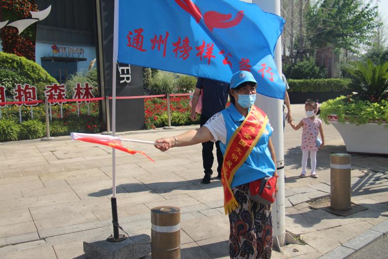 <strong>口舔视频两腿之前粉嫩</strong>